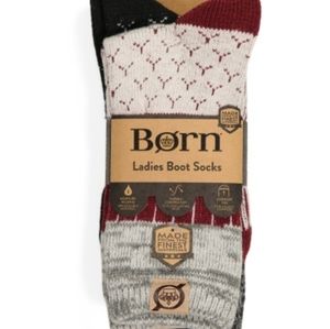 𝅺nwt, BORN Ladies Boot socks, WINE. 2-pair